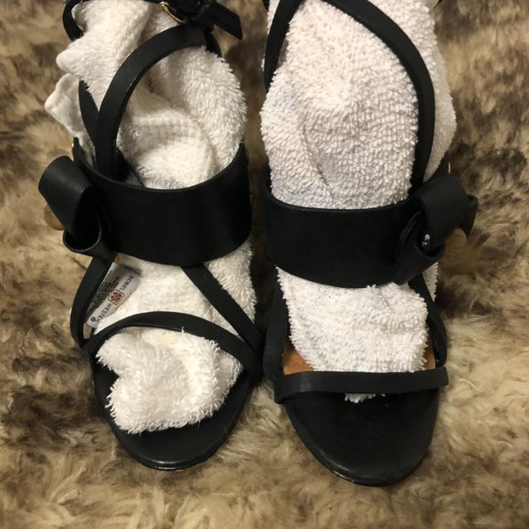 LAMB 'Fabienne' Ankle Strap Sandal - Picture 13 of 14